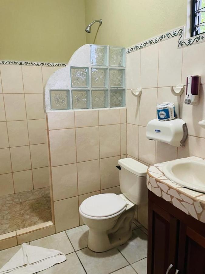 Hotel La Fiore De Bahia Uvita Εξωτερικό φωτογραφία